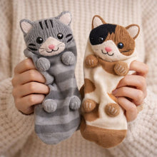 Lade das Bild in den Galerie-Viewer, HUGGY Kuschelsocken – mit Katzen & Hunden – Einheitsgröße – Unisex