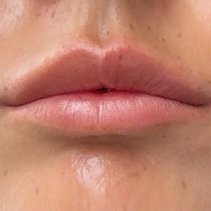 Auf die Lippen auftragen
